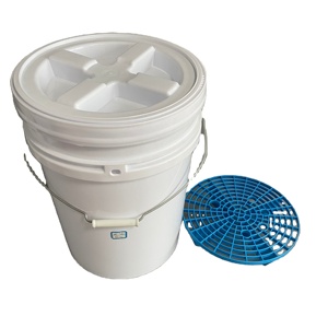 20L Car wash bucket heavy plastic pail with screw gamma lid and grid guard