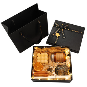 AIKUN Set <span class=keywords><strong>de</strong></span> Regalo Vaso con Vela <span class=keywords><strong>de</strong></span> Cera <span class=keywords><strong>de</strong></span> Soja Kit <span class=keywords><strong>de</strong></span> <span class=keywords><strong>Spa</strong></span> para Navidad Ideal para la Relajación <span class=keywords><strong>de</strong></span> Mamá - Product Image 5