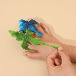 CHENXI Jouet créatif dinosaure lance-pierre, cible amusante et défiante pour lance-pierre, dinosaure volant en TPR, jouets à doigts - Product Image 4