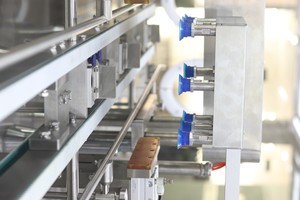 Machine de remplissage sous vide précise pour flacons de cartouche d'<span class=keywords><strong>acide</strong></span> <span class=keywords><strong>hyaluronique</strong></span> GZA-500 entièrement automatique - Product Image 4