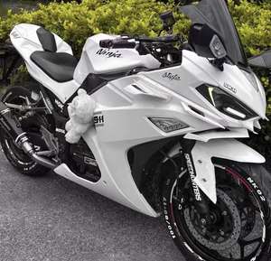 Motocicleta Deportiva Ninja <span class=keywords><strong>Kawasaki</strong></span> H2 de Dos <span class=keywords><strong>Cilindros</strong></span>, <span class=keywords><strong>4</strong></span> Tiempos, V6 EFI, de Alta Velocidad para Carretera y Carreras - Product Image 5