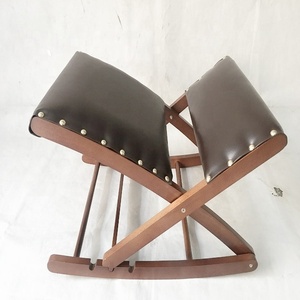 Tri Relax Fuß stütze/Z-förmiger klappbarer Fuß schemel aus Holz - Product Image 5