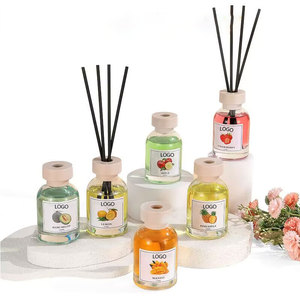 Hete Aanbieding Natuurlijke Essentiële Olie Rietdiffuser 100ml Fruitgeur voor Thuis, Grensoverschrijdende E-commerce Bestseller - Product Image 1