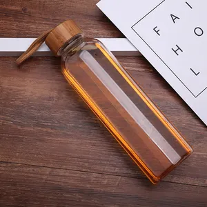 زجاجة مياه زجاجية صديقة للبيئة مصنوعة من خشب الخيزران بحبل