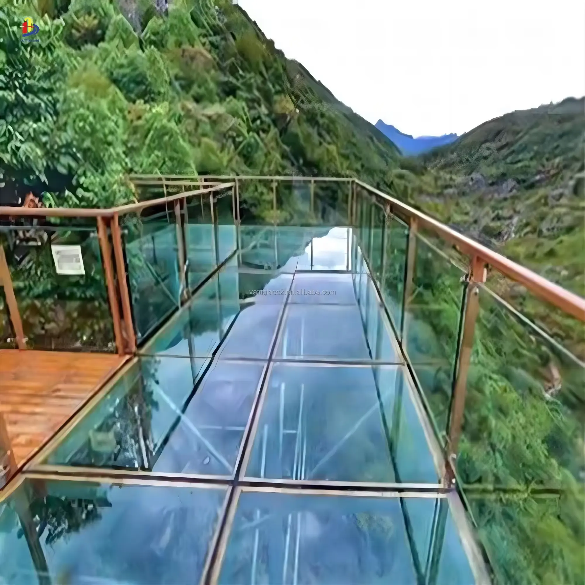 Walkable ultra clear laminated tempered glass floor for glass observation deck