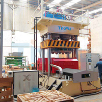 Machine à palettes coco/coco Machine à bois comprimé Palette Hdf pressée Machine à fabriquer des palettes coco