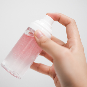Brume éclaircissante PDRN en gelée à marque privée avec <span class=keywords><strong>acide</strong></span> kojique et vitamine C pour une peau éclatante - Product Image 4
