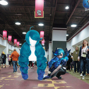 Vente en gros <span class=keywords><strong>LOL</strong></span> Gwen perruque 80cm de long vague d'eau cheveux synthétiques brun clair fibre haute température Anime perruque 4 queues de cheval - Product Image 4