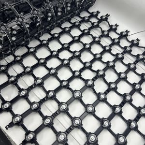 Pantalla LED de Malla Transparente RGB P41.6 para Exteriores, Pantalla LED de Malla Flexible para Fachadas Multimedia, Eventos y Fiestas - Product Image 4