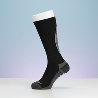 Chaussettes de ski unisexes en laine mérinos thermique au genou avec logo direct d'usine vente en gros Sports d'hiver snowboard chasse