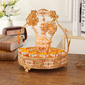 Décoration de <span class=keywords><strong>table</strong></span> de maison vintage de style arabe Coffret cadeau de tasse à vin haut de gamme en alliage d'<span class=keywords><strong>or</strong></span> avec plateau - Product Image 2
