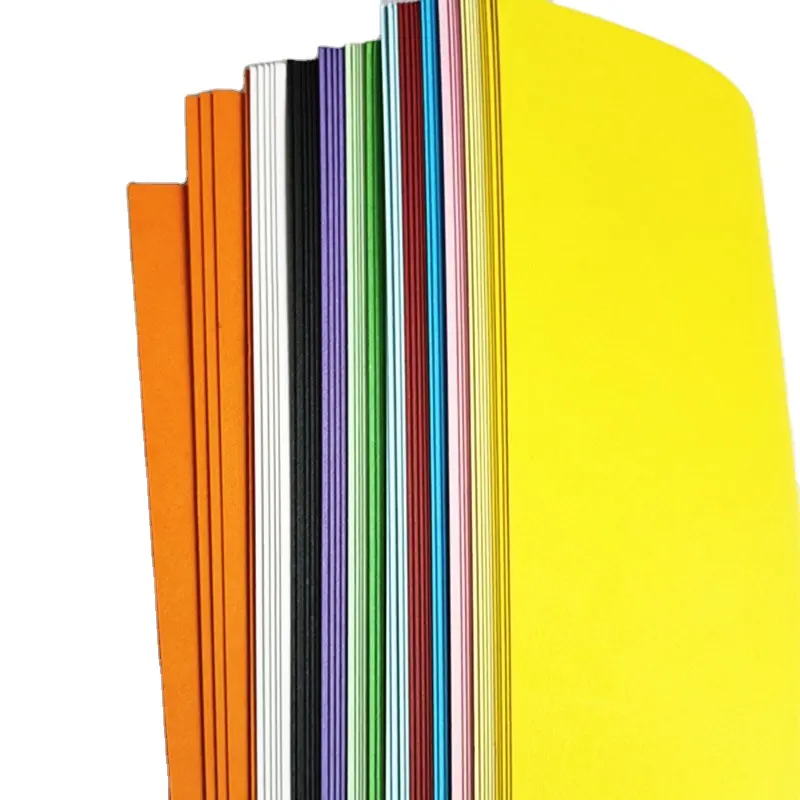 क्राफ्ट पेपर स्कूल ऑफिस प्रिंट करने योग्य रंगीन पेपर पक्षीय रंगीन कॉपी ए4 आकार 70 ग्राम रंगीन ऑफिस पेपर