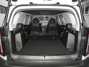 SUV Compacto de Gasolina Comercializable BJ30 2026 Traveler 1.5T DCT 2WD Versión Estándar para Salidas Familiares y Viajes - Product Image 5
