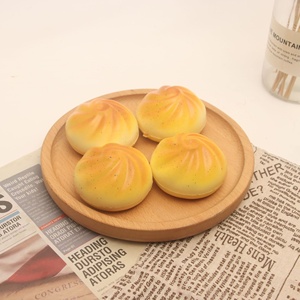 Jouet anti-stress ultra-doux le plus vendu, simulation de pain moussant à rebond lent, jouet à presser parfumé à la brioche vapeur - Product Image 1