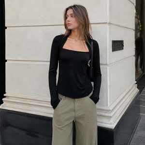 T-shirt chic et élégant à col carré, épaules tombantes, manches longues, coupe ajustée, deux-en-un, pour femme - Product Image 5