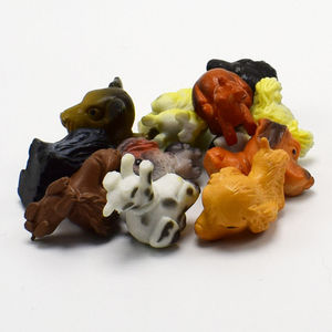 Proveedor de fábrica Yiwu, 12 diseños, plástico 3D Mini, juguetes de animales simulados, modelos de resina para máquina expendedora de cápsulas - Product Image 1