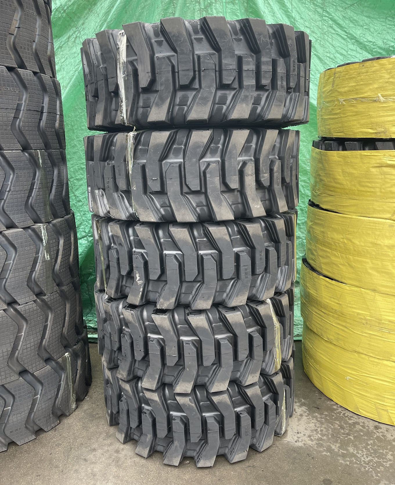 tire for bobcat