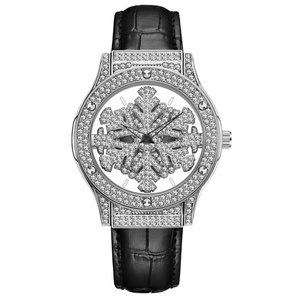 Montre à quartz pour homme à motif étoile, bracelet en cuir entièrement orné de cristaux - Product Image 5