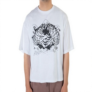 เสื้อยืดผู้ชายคอตตอน 100% ดีไซน์ใหม่ล่าสุดปี 2026 พิมพ์ลายดิจิทัล ทรงปกติ แขนครึ่งตัว เป็นมิตรต่อสิ่งแวดล้อม ระบายอากาศได้ดี - Product Image 1