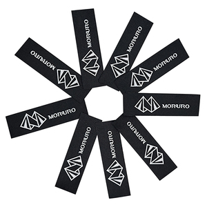 Marchio di lusso personalizzato <span class=keywords><strong>ricamato</strong></span> marchio tessuto etichetta e Tag per abbigliamento lavabile con taglio Laser bordo per capi di fascia alta - Product Image 1