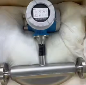 Endress+Hausers Promass F300 8F3B 8F5B / Technologie Heartbeat / Processus chimique / Multiparamètres / Sans passage direct - Product Image 5