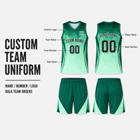 Seragam Basket Pria Geometris Gradasi Kustom, Set Jersey Berbahan Mesh Bernapas dengan Kerah V untuk Pertandingan Bola Basket Profesional