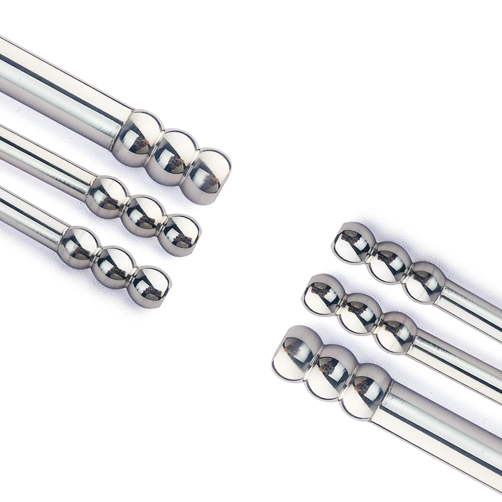 Doggy uslubidagi paypoqli qizlarning shaxsiy fotosuratlari