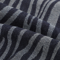 Usine Nouveau Coton Polyester Denim Tissu Élégant Durable pour Jeans Pantalon Motif Populaire Imprimé Tissé Style Uni pour Robes