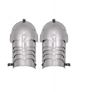 Paires de plaques d'épaule décoratives en acier, faites à la main, style armure de chevalier, portables, artisanat métallique, collection de style historique - Product Image 1