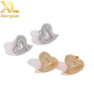 Pendientes de Corazón Hueco de Plata S925 con Moissanita Estilo Hip-hop, Pendientes de Botón de Corazón Hueco de Plata S925 con Moissanita Estilo Ins, Unisex - Product Image 3