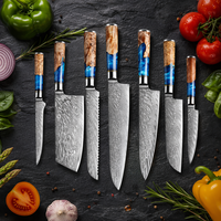 Ensemble de couteaux de cuisine vintage Damas 7 pièces avec manche en bois de résine bleue, revêtement antiadhésif, couteau de chef, Santoku, couteau à pain, couteau à éplucher, couteau utilitaire