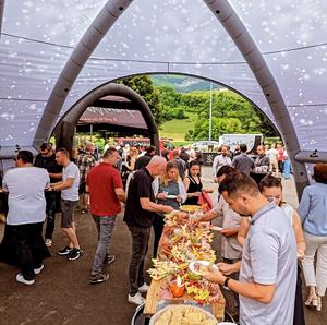 Tentes <span class=keywords><strong>de</strong></span> fête <span class=keywords><strong>de</strong></span> luxe noires <span class=keywords><strong>de</strong></span> grande taille, isolées, pour événements, 100 personnes, auvent gonflable étanche à l'air, tente gazebo - Product Image 3