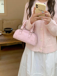 กระเป๋าถือผู้หญิงแฟชั่นสุดฮิต ดีไซน์เกาหลีรุ่นใหม่ วัสดุ PU กันน้ำ - Product Image 6