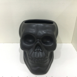 Hộp Sọ Hình Gốm Màu Đen Chậu Cây - Product Image 2