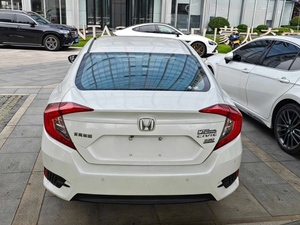 Autos Usados de Boutique, <span class=keywords><strong>Honda</strong></span> <span class=keywords><strong>Civic</strong></span> 2016 220TURBO Manual Edición de Lujo, Autos de <span class=keywords><strong>Segunda</strong></span> <span class=keywords><strong>Mano</strong></span> en Perfecto Estado, Sedán Compacto en Venta - Product Image 3