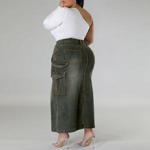 Jupe midi décontractée en jean délavé à fente décorative et bretelles pour femme grande taille, vente directe usine transfrontalière - Product Image 3