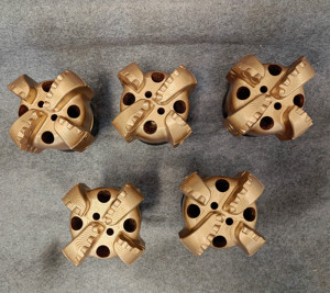 Carbide Drill <span class=keywords><strong>Bit</strong></span> Body <span class=keywords><strong>PDC</strong></span> <span class=keywords><strong>Bit</strong></span> Cho Nước Giếng Khoan Địa Chất Khoan Thép - Product Image 4