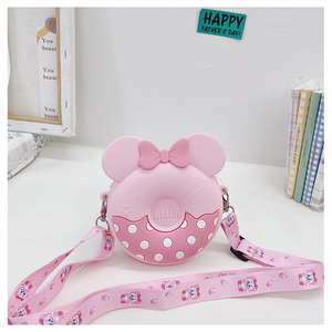 Милая круглая сумка через плечо с мультяшным пончиком для девочек - Product Image 3