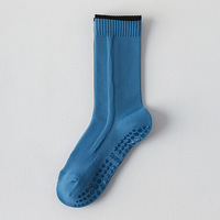 Chaussettes de yoga pour femmes, chaussettes mi-mollet, antidérapantes, toutes saisons, pour le fitness, le sport, le Pilates, avec pantalon Shark, chaussettes longues