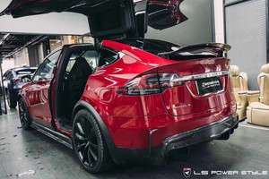 Nouvelles pièces automobiles de haute qualité pour Tesla Model X 16-20 : Kit carrosserie style RZ à visser, comprenant lèvre avant, diffuseur arrière et jupes latérales en carbone - Product Image 6