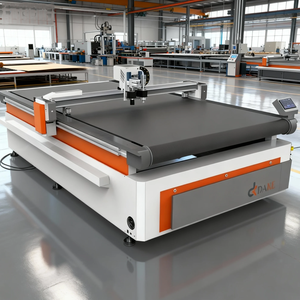 Máquina de Corte CNC Automática para Tecidos de Camada Única com Motor Servo Importado para Corte de Estêncil de Sola de Sapato e Camisetas 22mm - Product Image 1