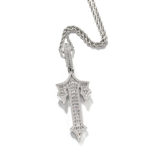 Nuevo Diseño de Moda, Joyería Hip Hop para Hombre, Collar con Colgante de Espada Cruzada con Circonitas Cúbicas Brillantes y Base Sólida - Product Image 3