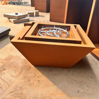 Brasero à gaz en acier corten avec cascades - Écologique, couleur rouille personnalisable, brasero d'extérieur avec pioche