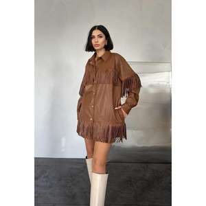 Camisa de Cuero con Borlas Marrones para Mujer, Estilo Bohemio, Manga Larga, Color Café, Blusa de Manga Larga - Product Image 3