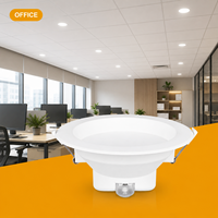 Luminaria Empotrable LED Moderna para Oficina, con Certificación CE, CB, ERP, RoHS, IES, LDT, 3000K, 820lm, 82lm/W, 90° de Haz