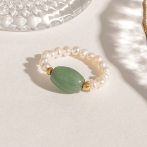 Bague élastique en aventurine verte perle, bijoux unisexes à porter au quotidien - Product Image 2