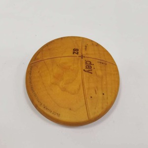 Venta directa de fábrica de trofeos de madera maciza creativos y personalizados, premios personalizables para eventos deportivos y empleados corporativos. - Product Image 1