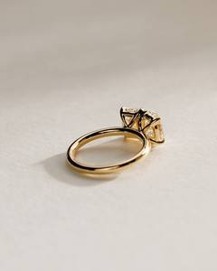 Anillo de Compromiso de Moissanita de Excelente Calidad para Joyería Nupcial Elegante, Eventos de Compromiso y Momentos Especiales, Disponible para la Venta - Product Image 2