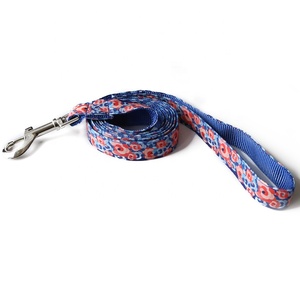 Grandes de la moda de impresión suave relleno mango-caminar largo perro de la correa - Product Image 5