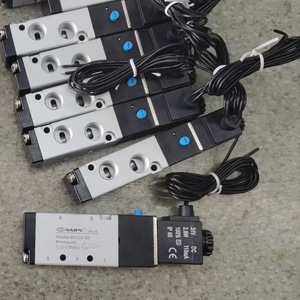 4V110-06 elettrovalvola a solenoide 1/8 DC12V a bobina singola pilotata motorizzata <span class=keywords><strong>2</strong></span> posizioni 5 vie tipo macchina da cucire pneumatica - Product Image 4